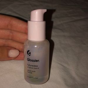 Glossier futuredew serum